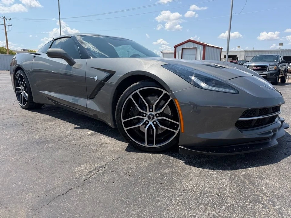 2015 Chevrolet Corvette C7 - Image 2 of 31