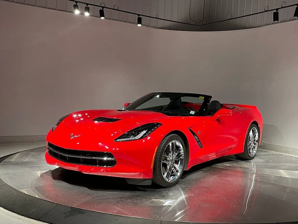 2015 Chevrolet Corvette C7 - Image 2 of 31