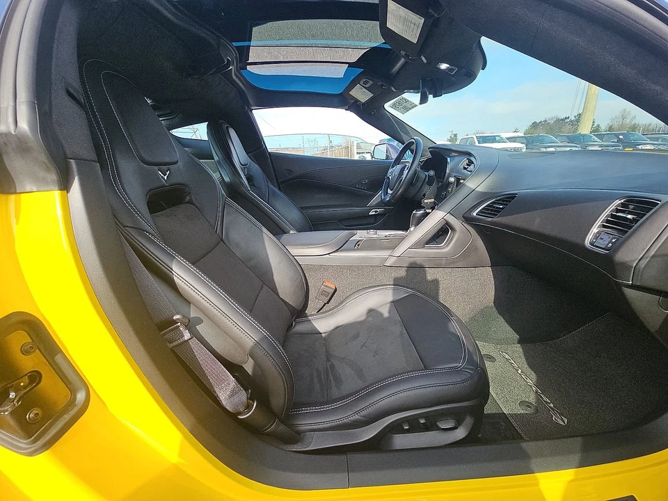 2015 Chevrolet Corvette C7 - Image 6 of 9