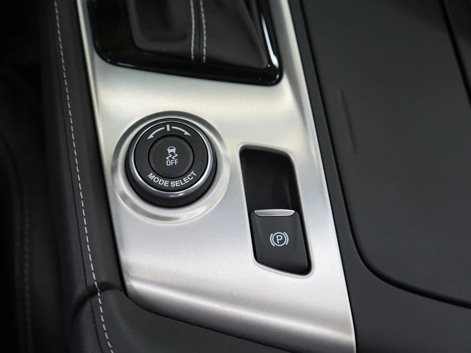 2015 Chevrolet Corvette C7 - Image 25 of 31