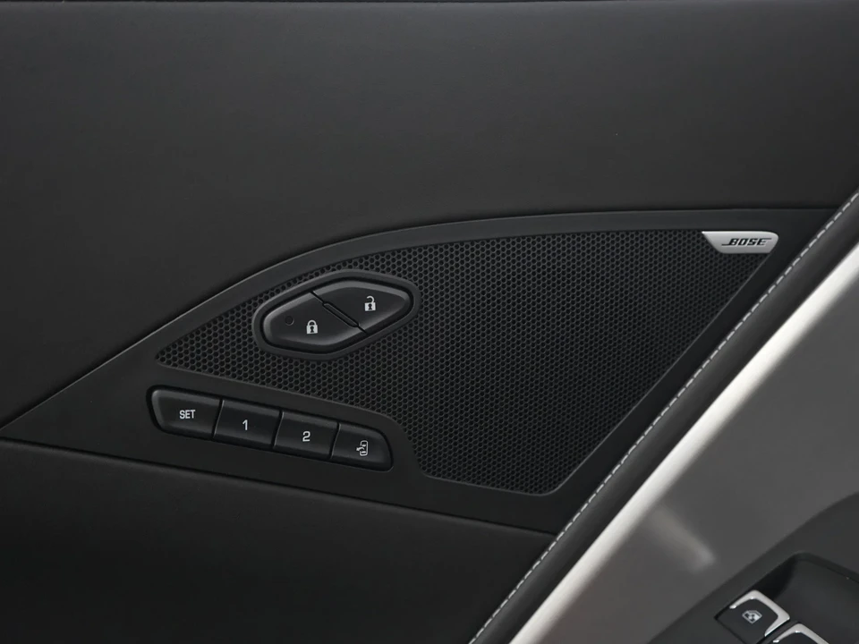 2015 Chevrolet Corvette C7 - Image 17 of 31