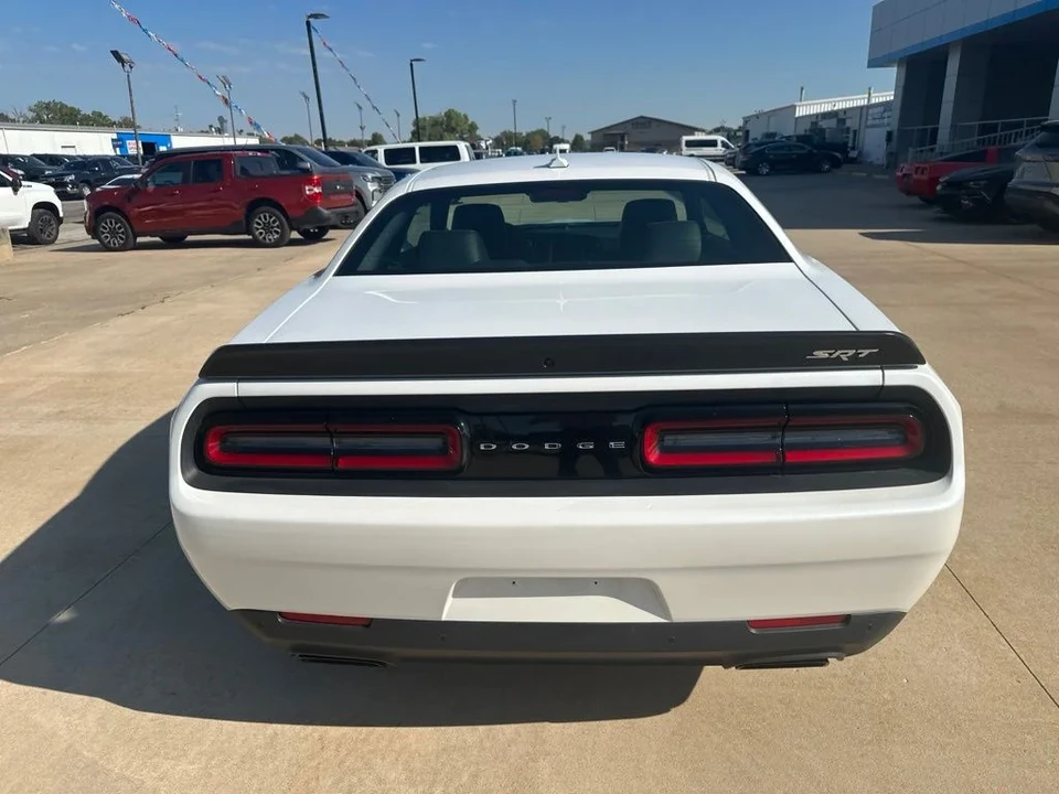 2015 Dodge Challenger SRT Hellcat 3rd Gen - Image 31 of 31