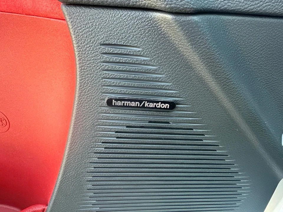 2015 Dodge Challenger SRT Hellcat 3rd Gen - Image 8 of 31