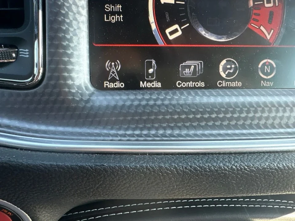 2015 Dodge Challenger SRT Hellcat 3rd Gen - Image 17 of 31