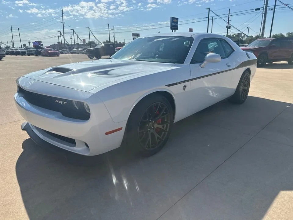 2015 Dodge Challenger SRT Hellcat 3rd Gen - Image 28 of 31
