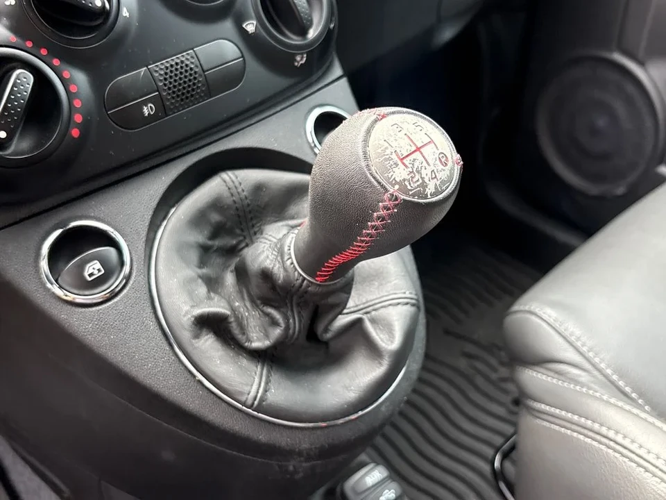 2015 Fiat Abarth 500 - Image 25 of 29