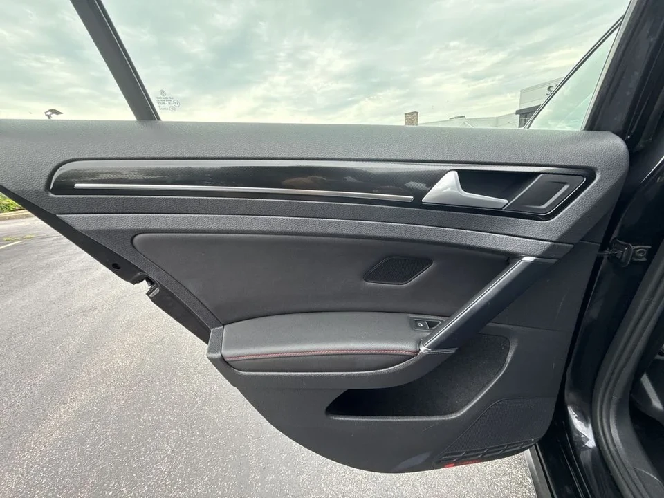 2015 Volkswagen GTI Mk7 - Image 22 of 27
