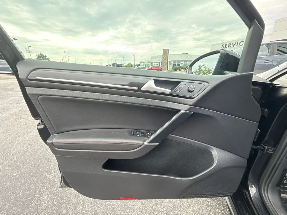 2015 Volkswagen GTI Mk7 - Image 13 of 27