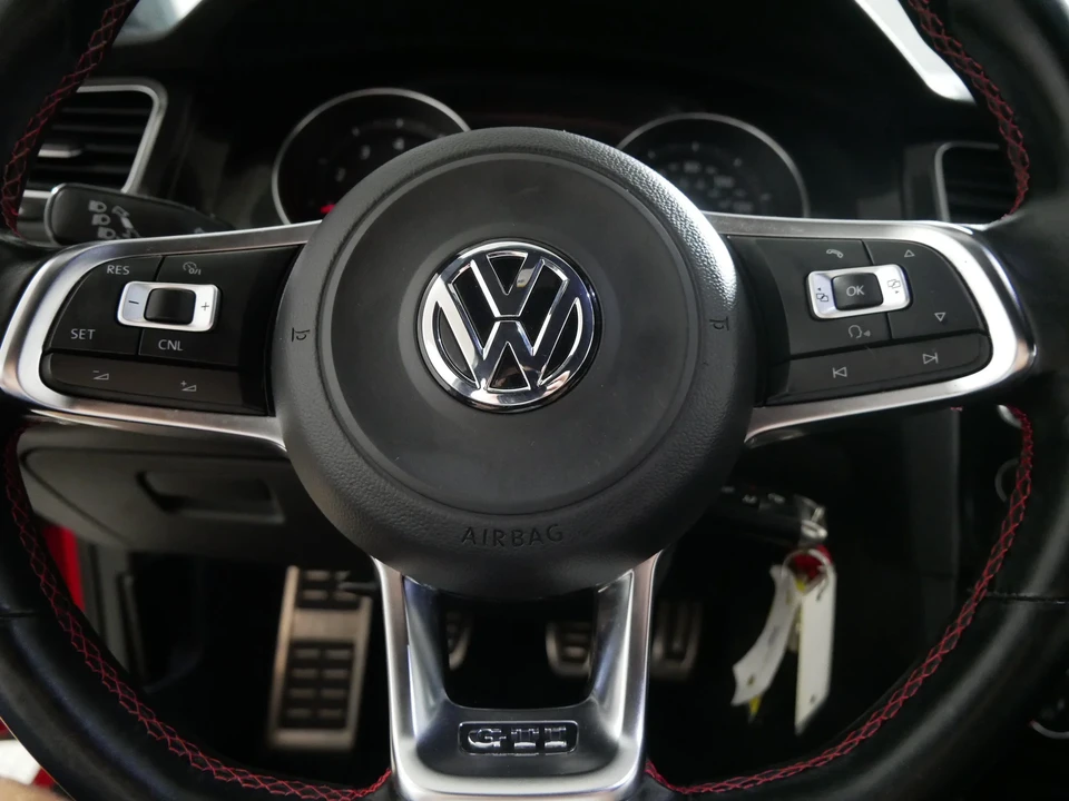 2015 Volkswagen GTI Mk7 - Image 25 of 31
