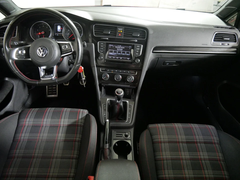 2015 Volkswagen GTI Mk7 - Image 10 of 31
