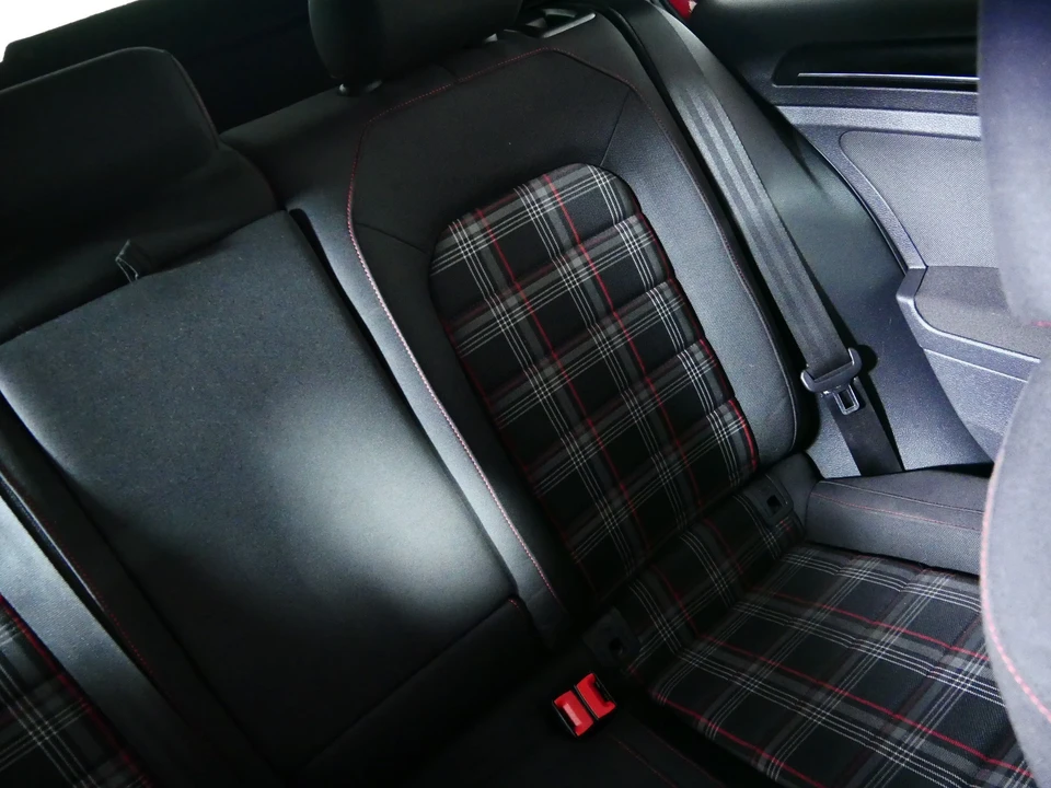2015 Volkswagen GTI Mk7 - Image 14 of 31