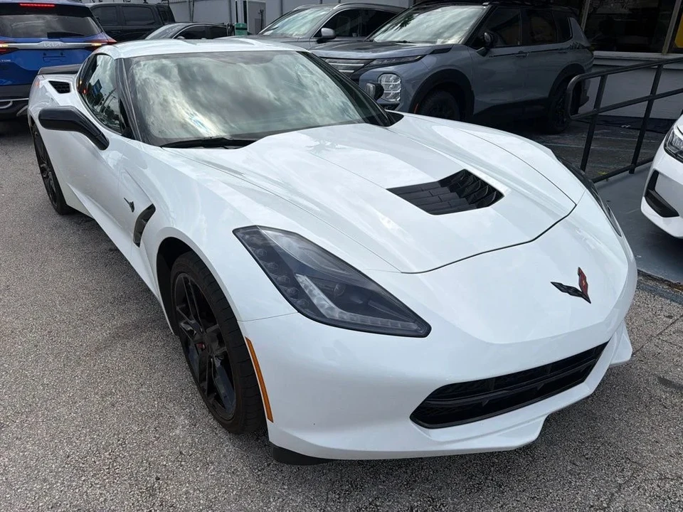 2016 Chevrolet Corvette C7 - Image 2 of 12