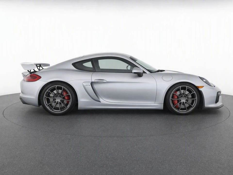 2016 Porsche 981 Cayman GT4 - Image 8 of 8
