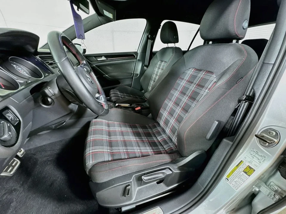 2016 Volkswagen GTI Mk7 - Image 25 of 31