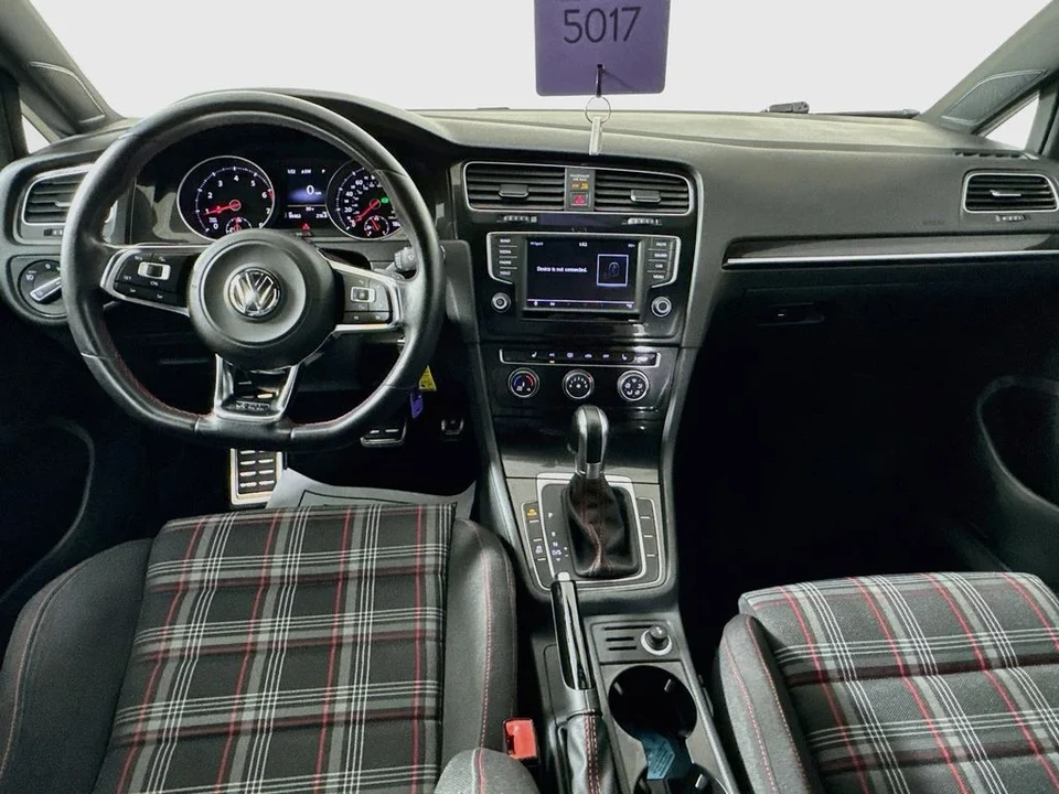 2016 Volkswagen GTI Mk7 - Image 26 of 31