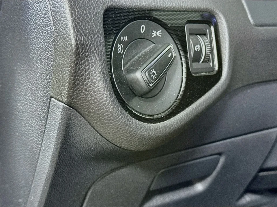 2016 Volkswagen GTI Mk7 - Image 10 of 31
