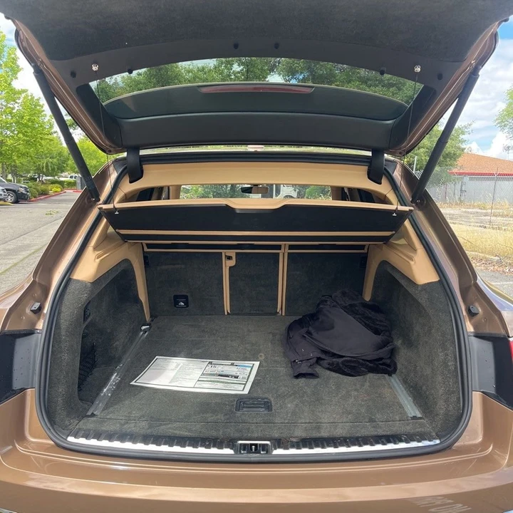 2017 Bentley Bentayga - Image 14 of 27