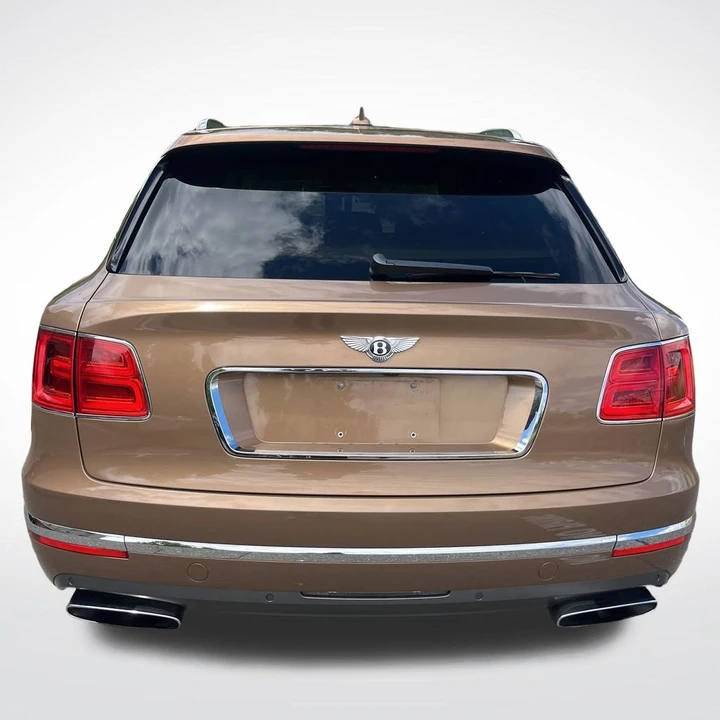 2017 Bentley Bentayga - Image 9 of 27