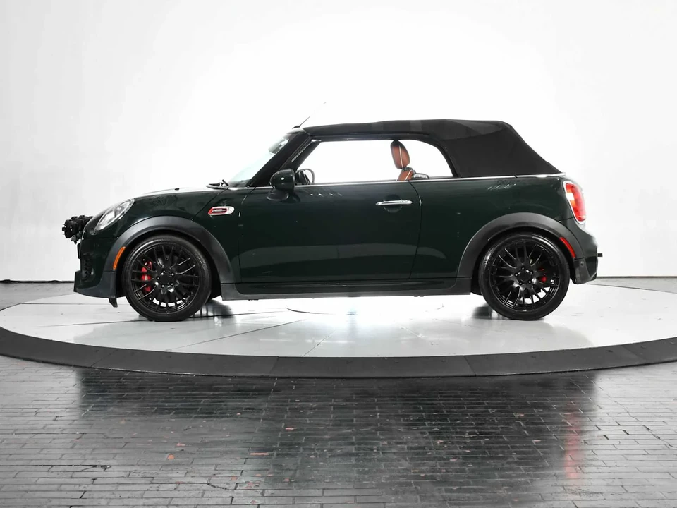 2017 Mini Mini 3rd Gen - Image 2 of 24