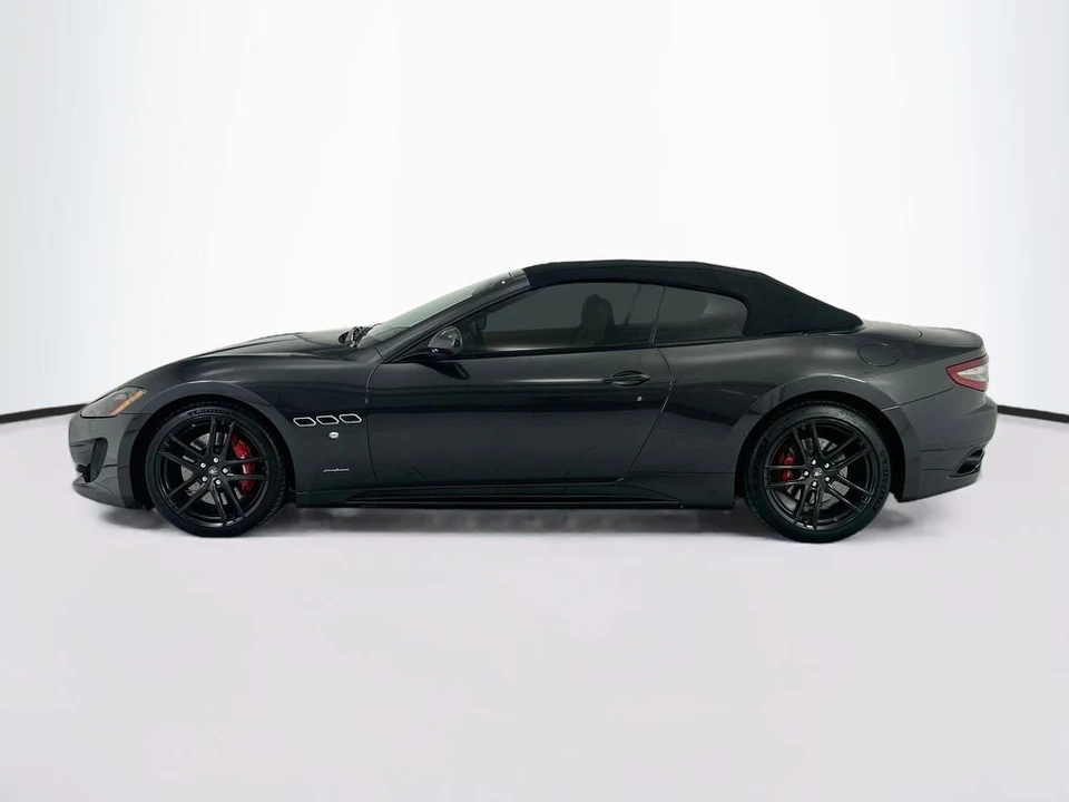 2017 Maserati GranTurismo 1st Gen - Image 16 of 31