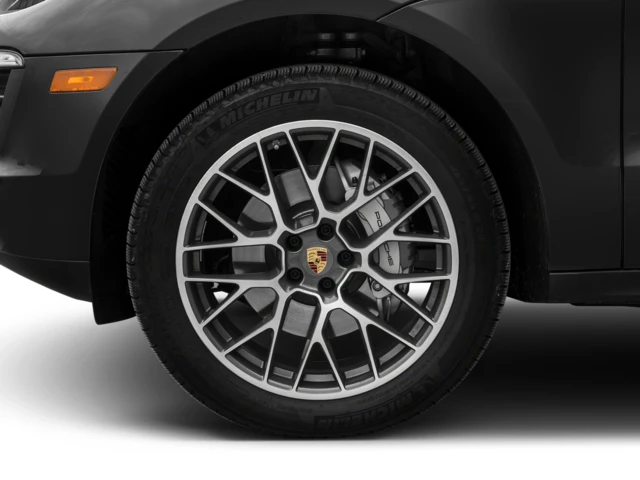 2017 Porsche Macan S - Image 11 of 17