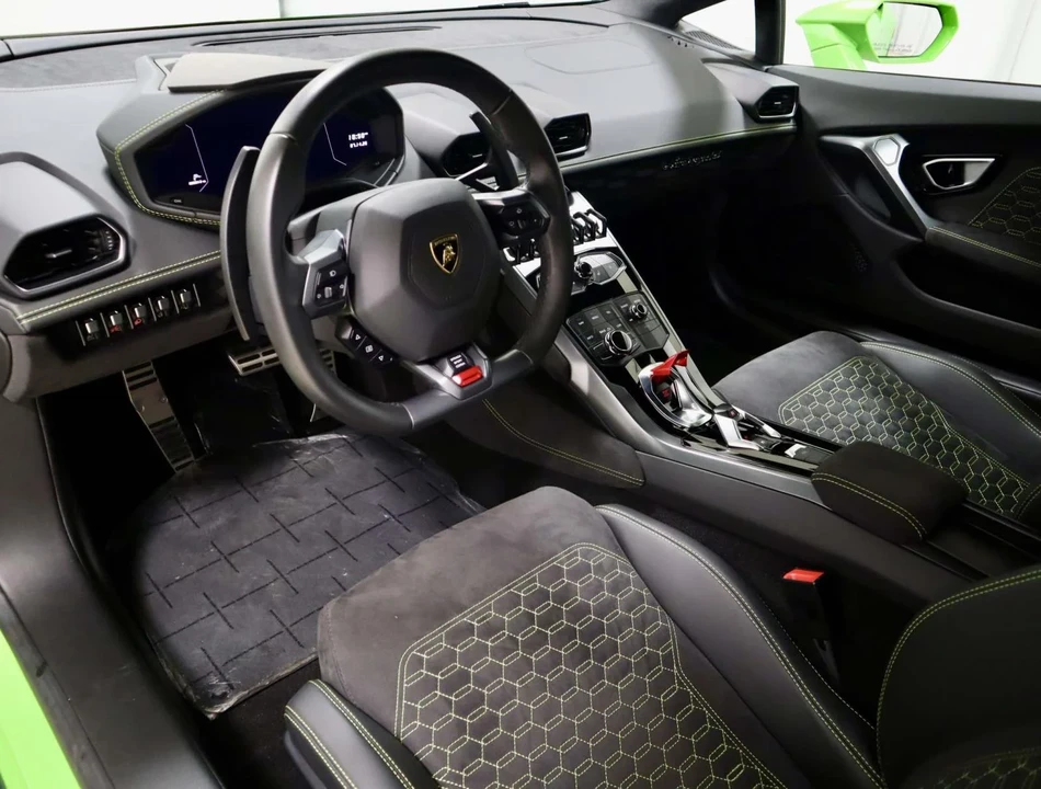 2018 Lamborghini Huracan LP580-2 - Image 17 of 31