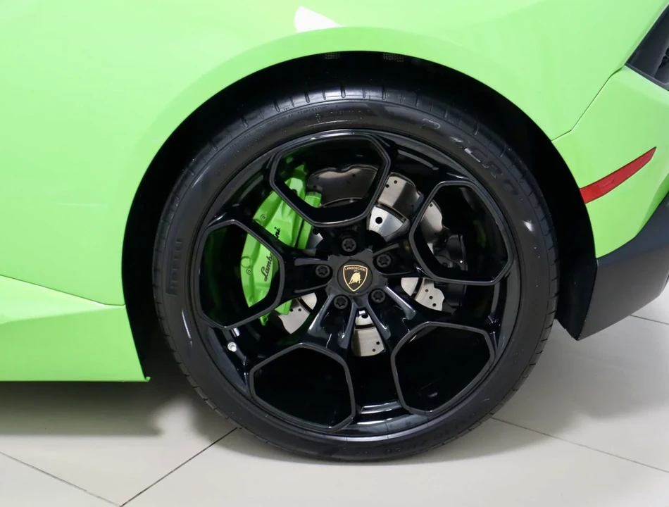 2018 Lamborghini Huracan LP580-2 - Image 9 of 31