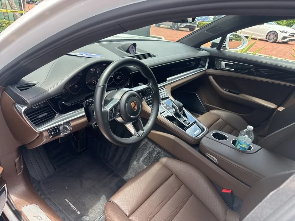 2018 Porsche 971 Panamera 4S - Image 4 of 9