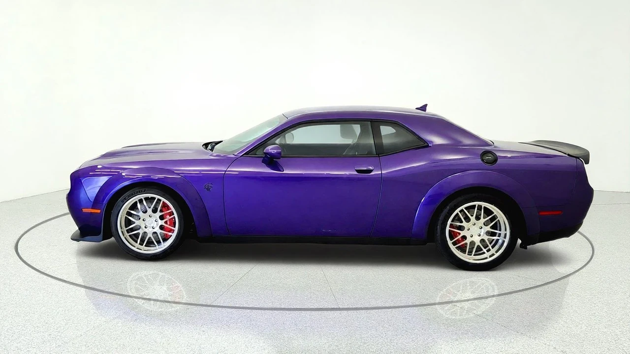2019 Dodge Challenger SRT Hellcat 3rd Gen - Image 5 of 31