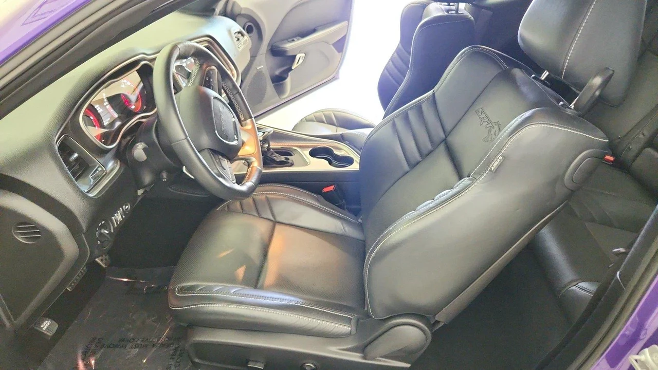 2019 Dodge Challenger SRT Hellcat 3rd Gen - Image 15 of 31