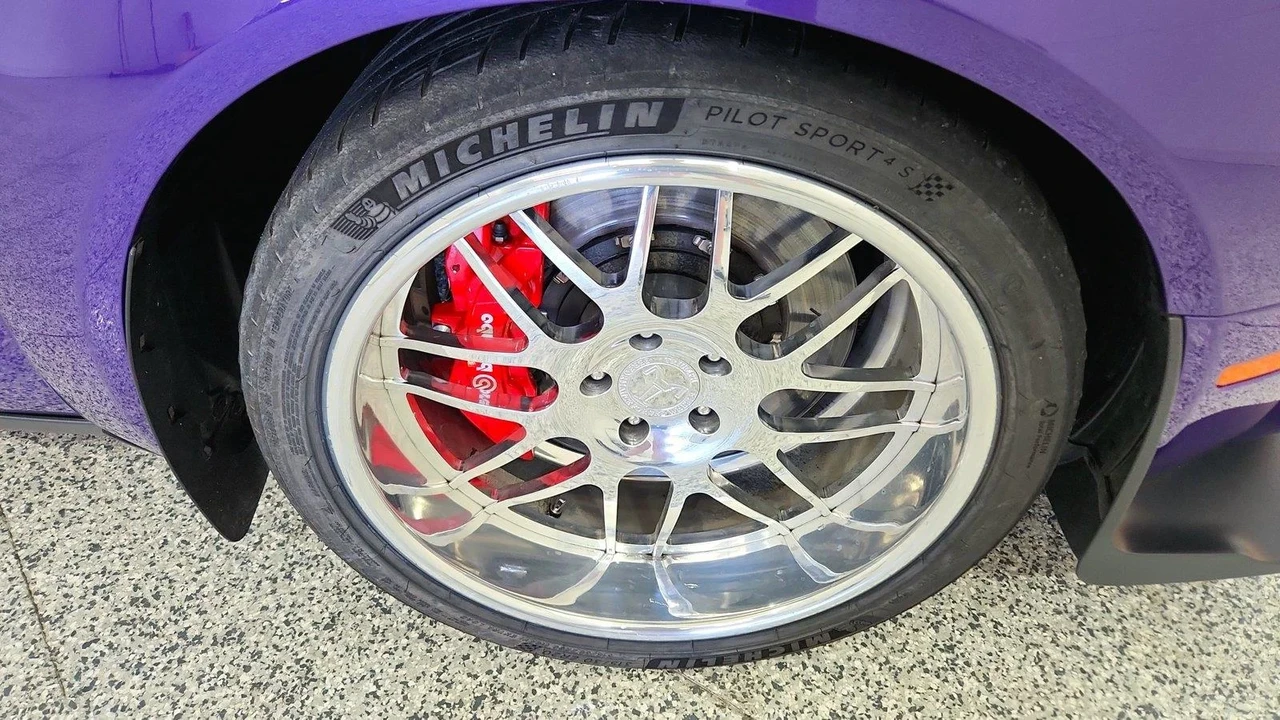 2019 Dodge Challenger SRT Hellcat 3rd Gen - Image 29 of 31