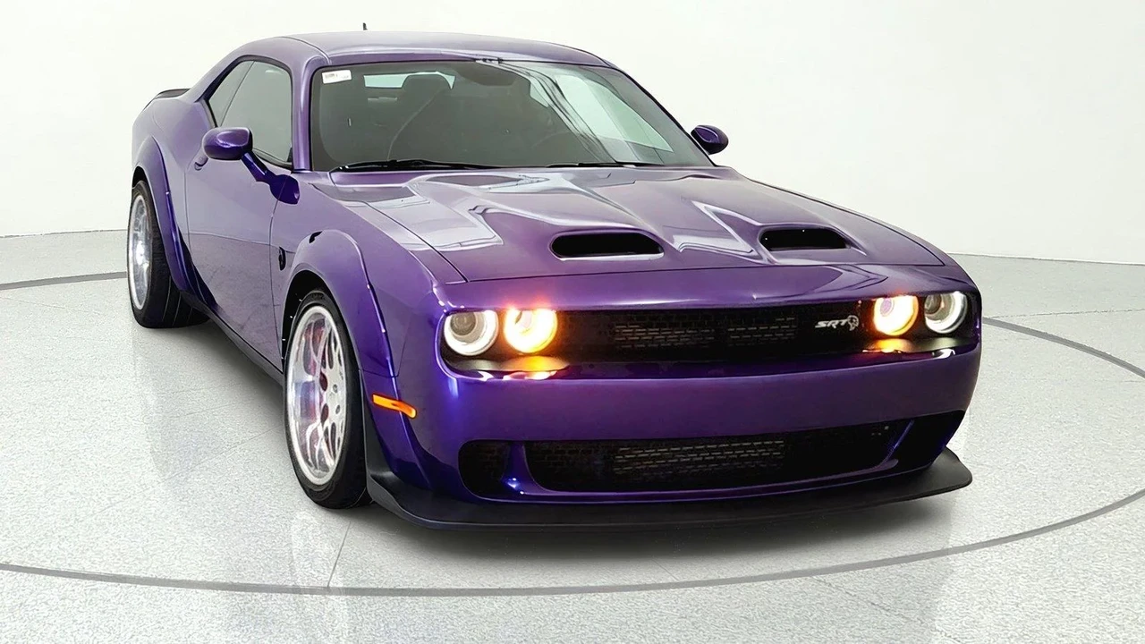 2019 Dodge Challenger SRT Hellcat 3rd Gen - Image 2 of 31