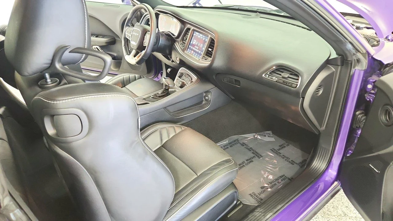 2019 Dodge Challenger SRT Hellcat 3rd Gen - Image 26 of 31