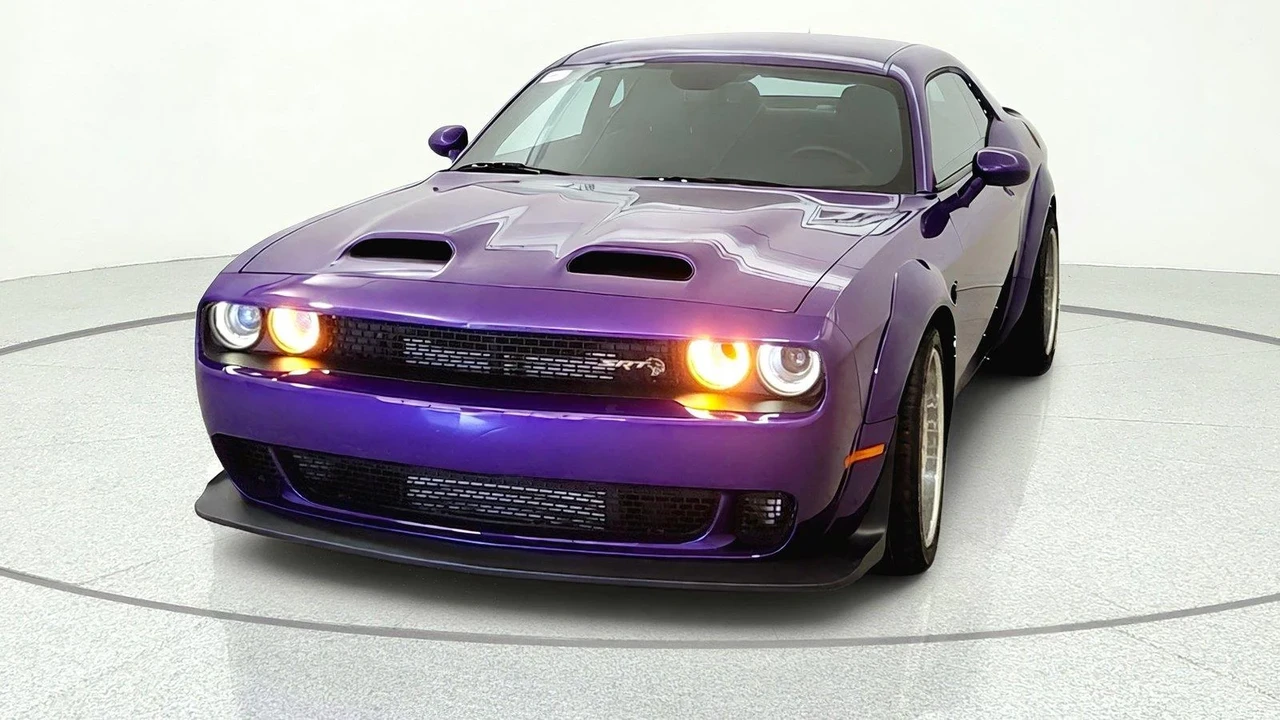 2019 Dodge Challenger SRT Hellcat 3rd Gen - Image 3 of 31