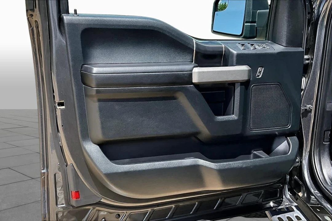2019 Ford F-150 Raptor 13th Gen - Image 22 of 31