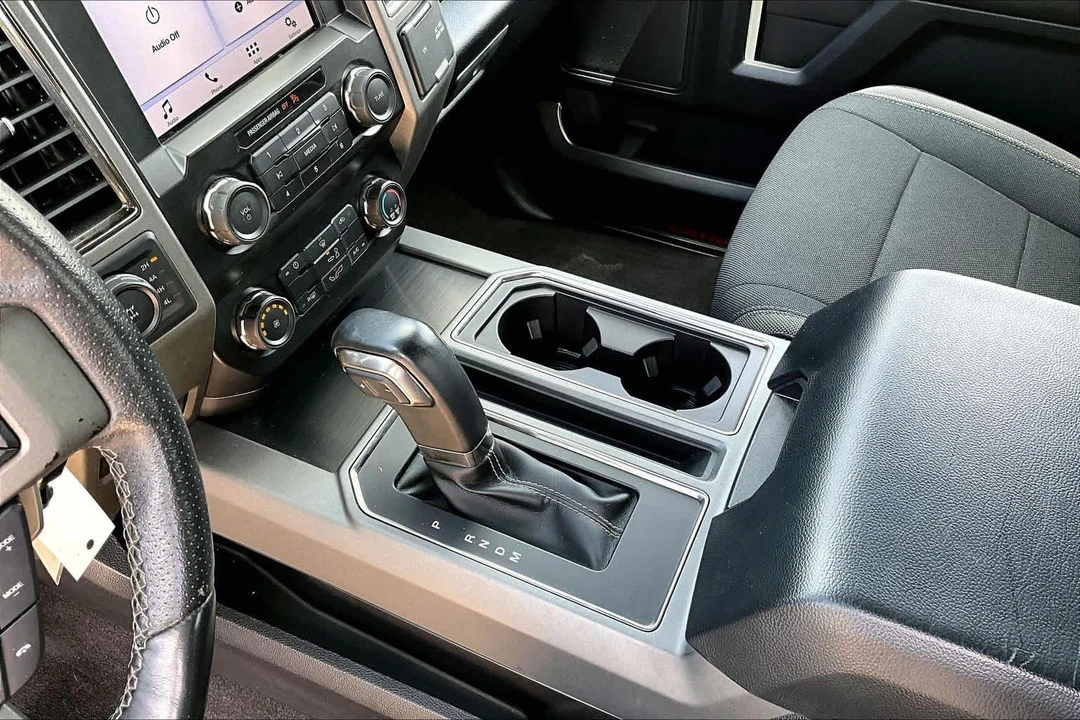 2019 Ford F-150 Raptor 13th Gen - Image 17 of 31