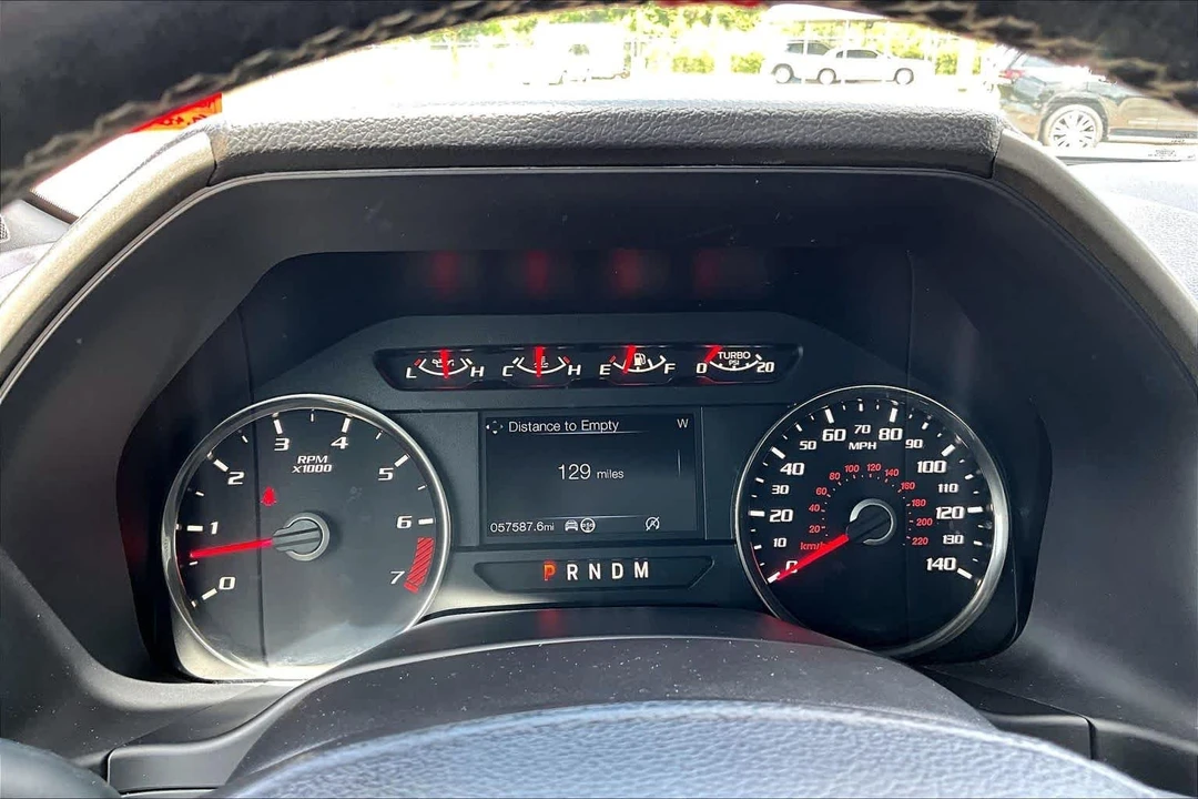 2019 Ford F-150 Raptor 13th Gen - Image 26 of 31