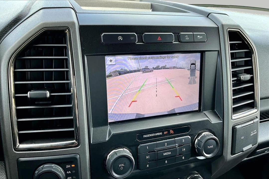 2019 Ford F-150 Raptor 13th Gen - Image 27 of 31