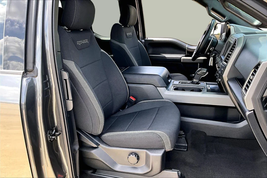 2019 Ford F-150 Raptor 13th Gen - Image 9 of 31