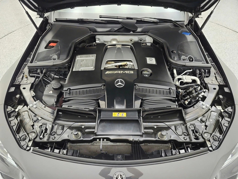 2019 Mercedes-Benz X290 AMG GT 63 & 63 S - Image 17 of 22