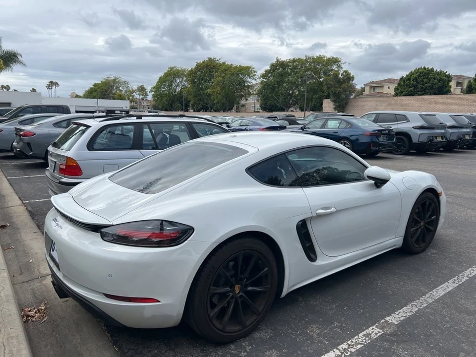 2019 Porsche - Image 5 of 19