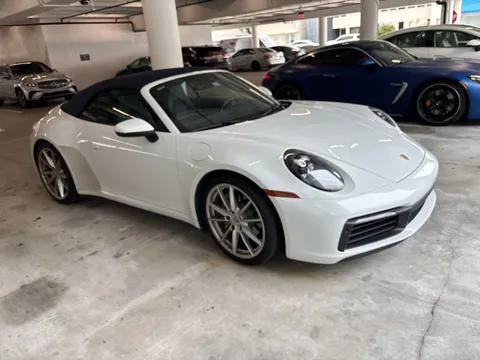 2020 Porsche 911 Carrera