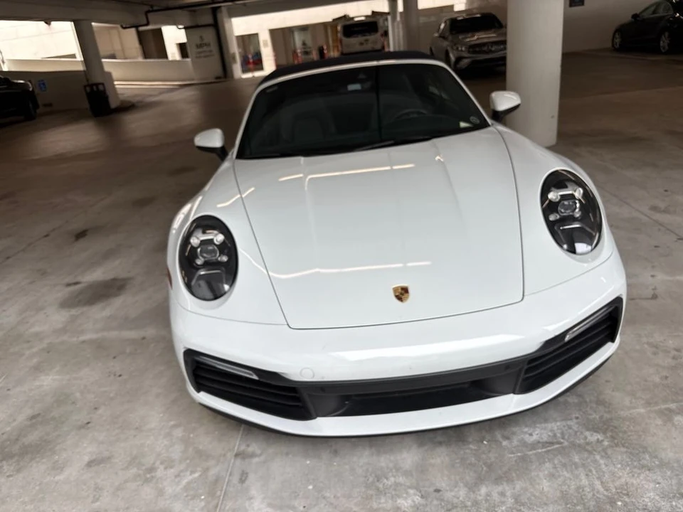 2020 Porsche 992 Carrera - Image 2 of 3