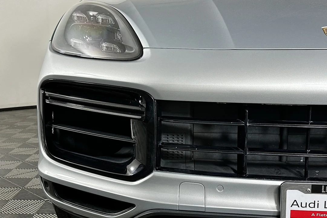 2020 Porsche 9Y0/9Y3 Cayenne Turbo - Image 16 of 29