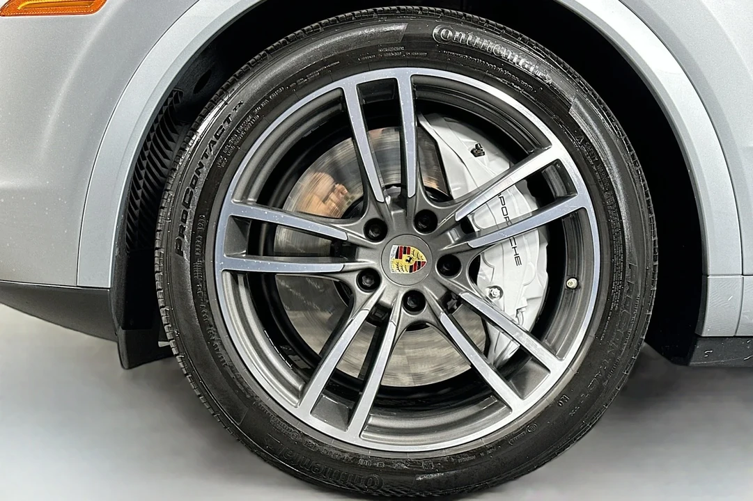 2020 Porsche 9Y0/9Y3 Cayenne Turbo - Image 11 of 29