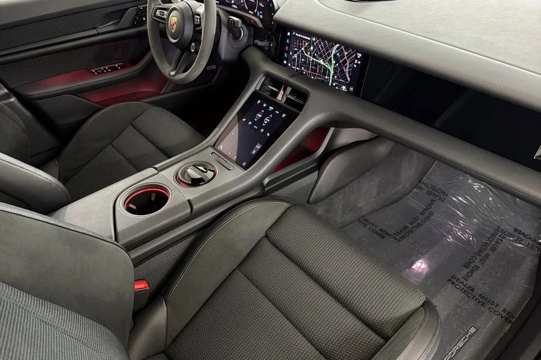 2020 Porsche Taycan Turbo - Image 15 of 29