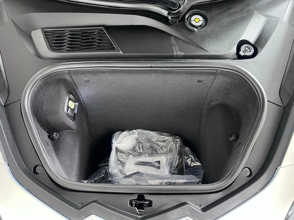 2021 Chevrolet Corvette C8 - Image 18 of 31