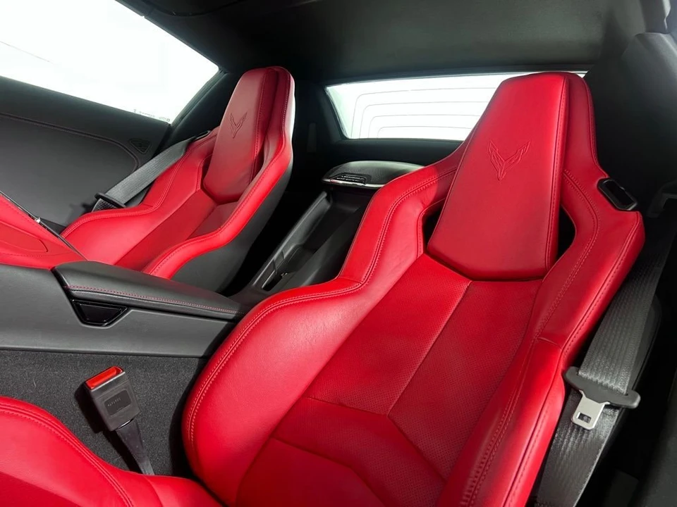 2021 Chevrolet Corvette C8 - Image 4 of 31