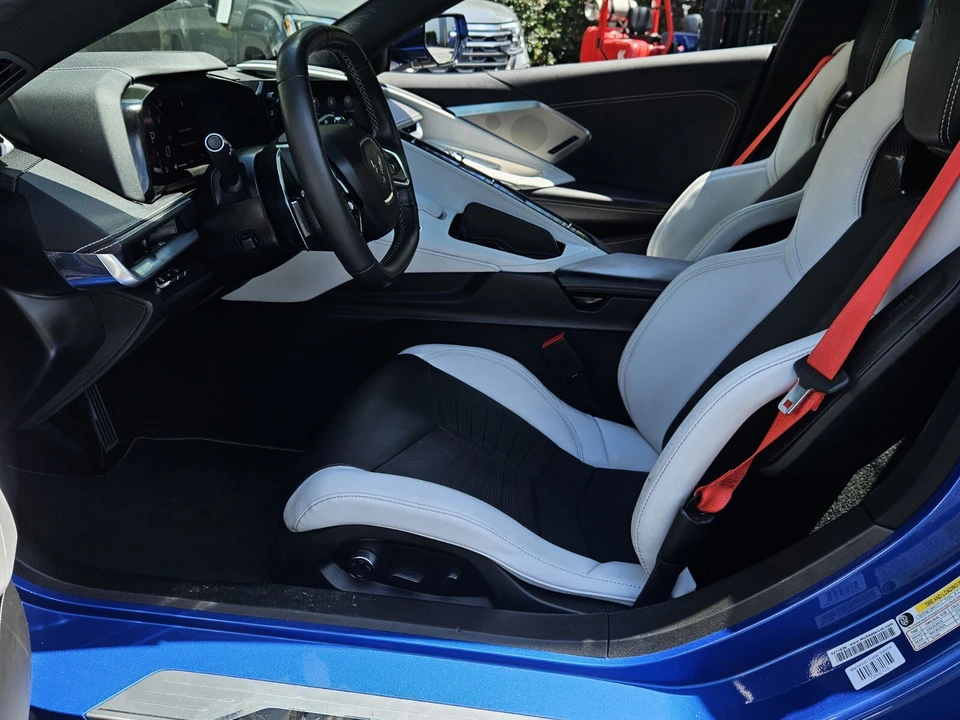 2021 Chevrolet Corvette C8 - Image 10 of 31