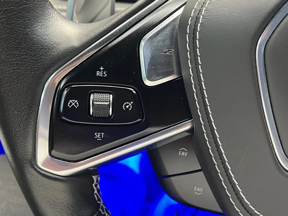 2021 Chevrolet Corvette - Image 10 of 20